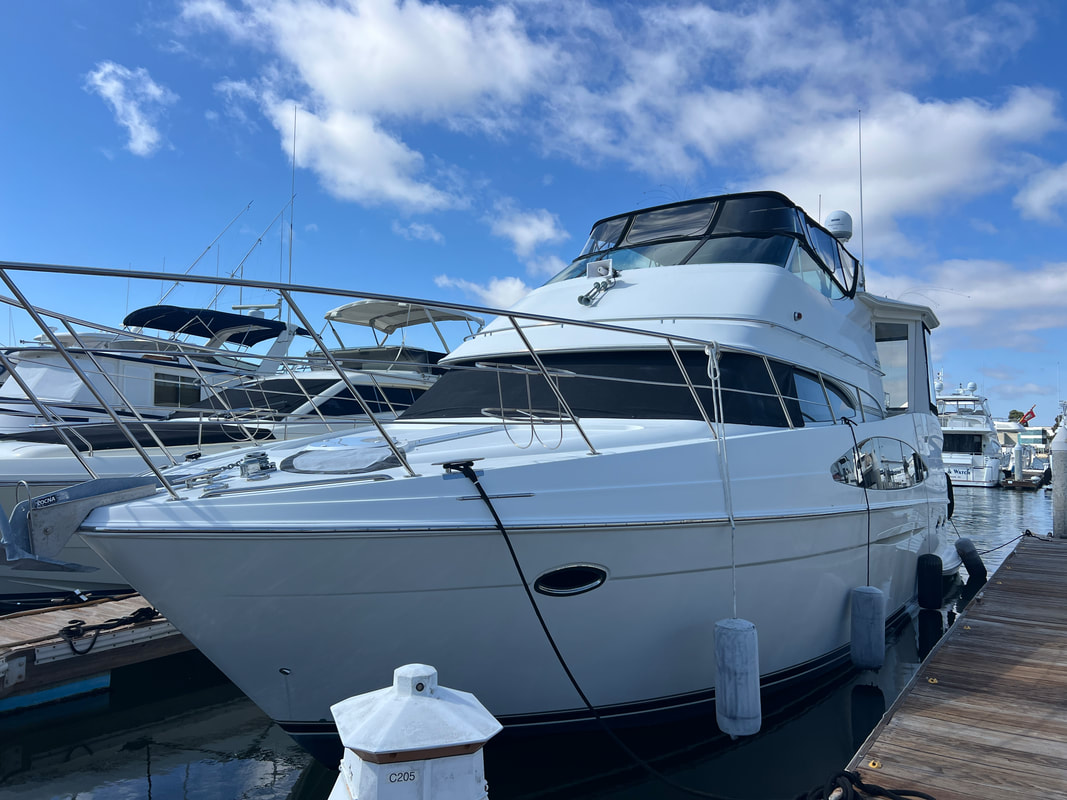 2004 Carver 466 NE SEA